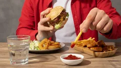 Ultrajalostettu ruoka vaikuttaa muistiin ja mielialaan: miten välttää haitalliset vaikutukset?