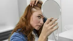 Hiusten tiheys ei katoa pysyvästi: yksi yksinkertainen salaisuus niiden nopeaan kasvuun